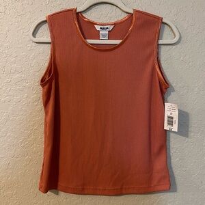 NWT Rusty peach Alia top o